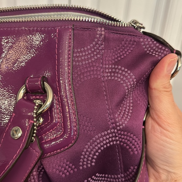 Coach purple hand bag - Picture 9 of 9